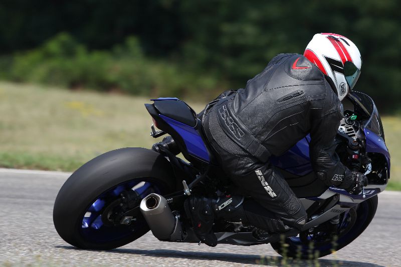 /Archiv-2018/36 23.07.2018 Plüss Moto Sport ADR/backside + unklar